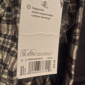 NWT SO JR Women's Black and CreamPlaid Button Down Shirt